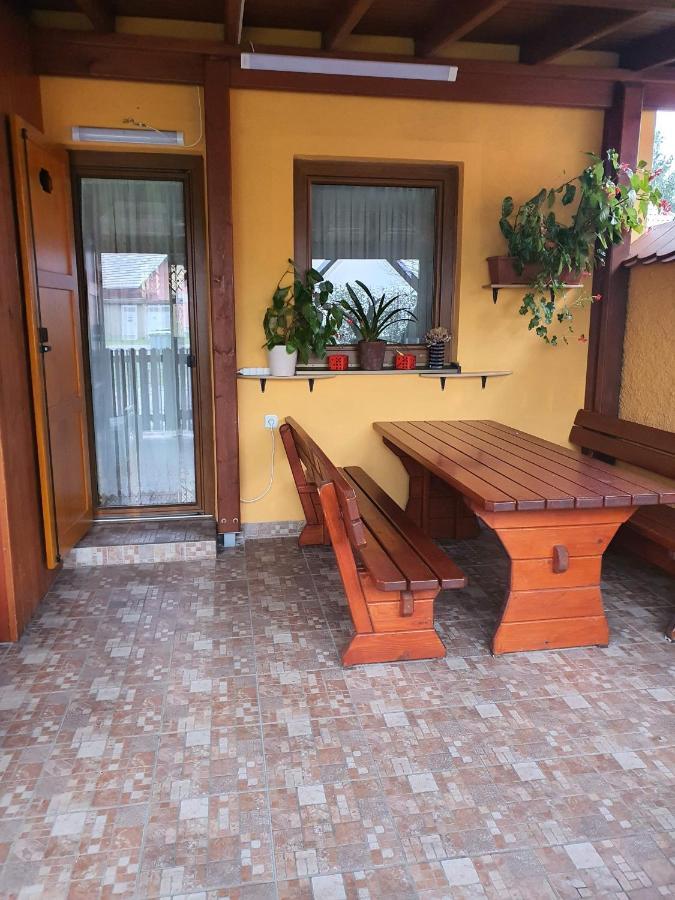 Terme Catez Apartma Nine 카테즈 옵 사비 외부 사진