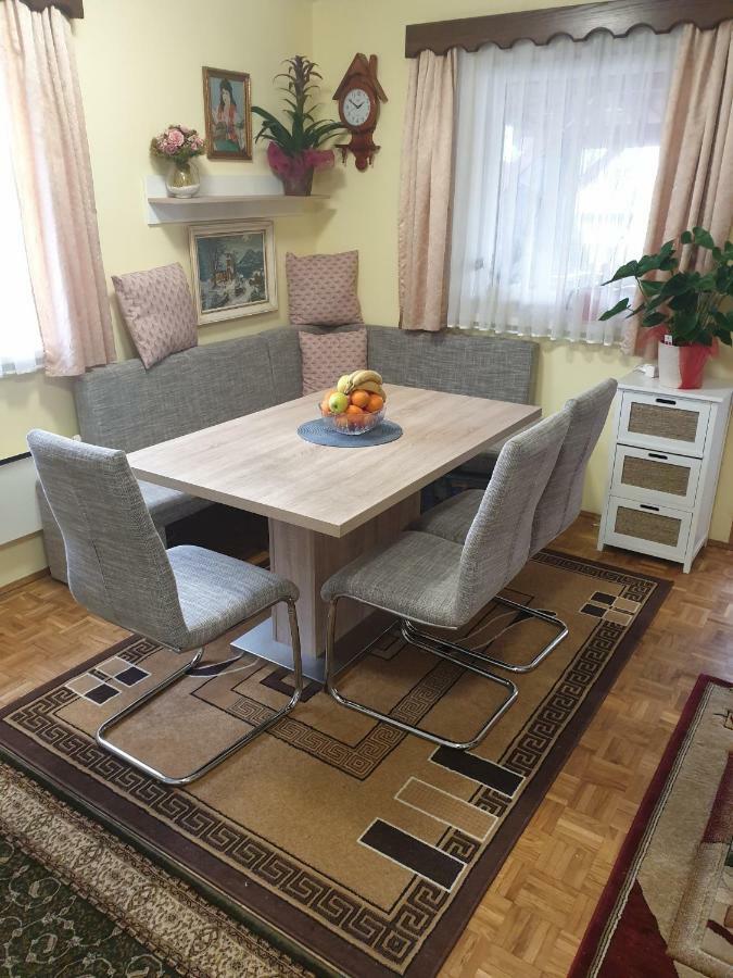 Terme Catez Apartma Nine 카테즈 옵 사비 외부 사진