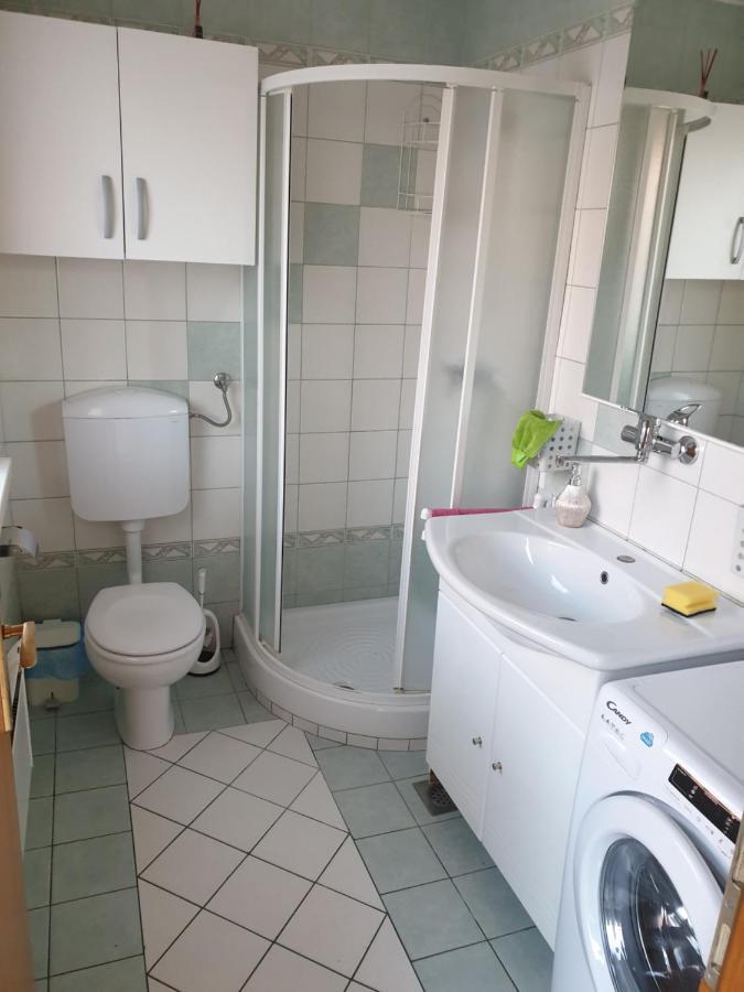 Terme Catez Apartma Nine 카테즈 옵 사비 외부 사진