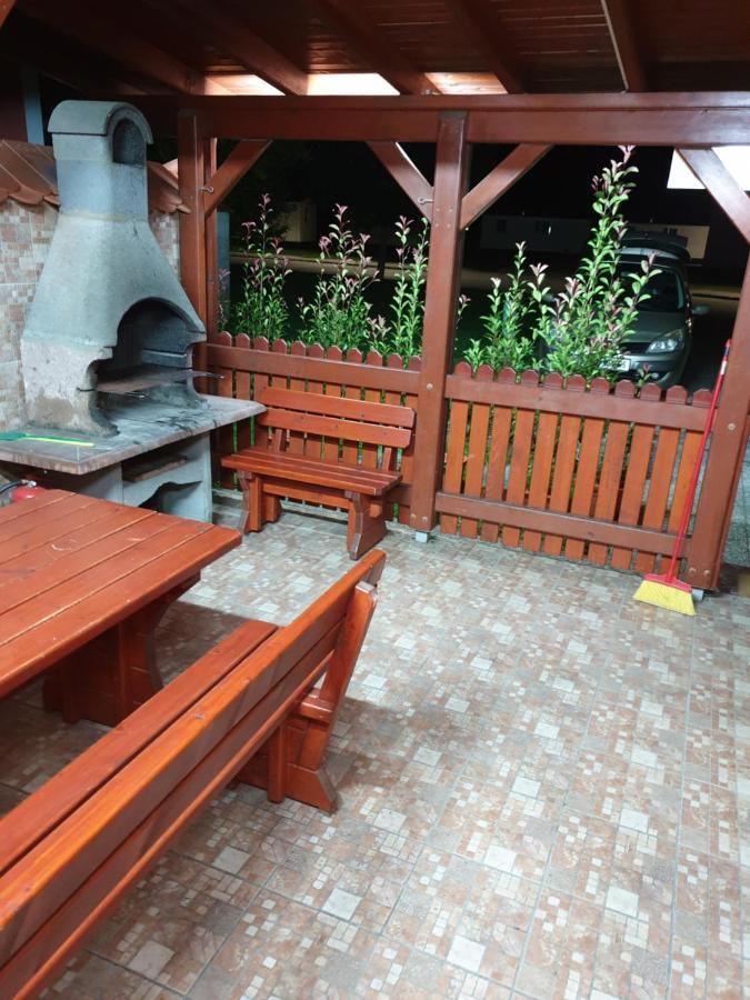 Terme Catez Apartma Nine 카테즈 옵 사비 외부 사진