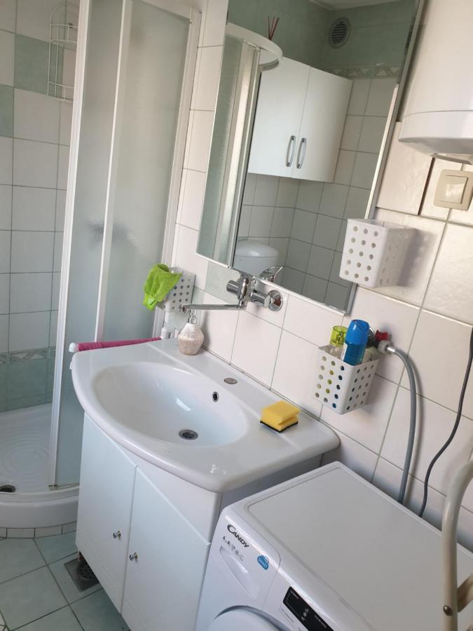 Terme Catez Apartma Nine 카테즈 옵 사비 외부 사진